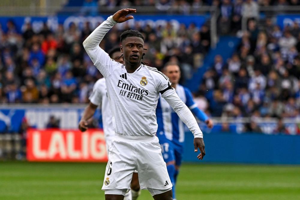 [亚冬会]张小楠、熊诗芮包揽金银牌.